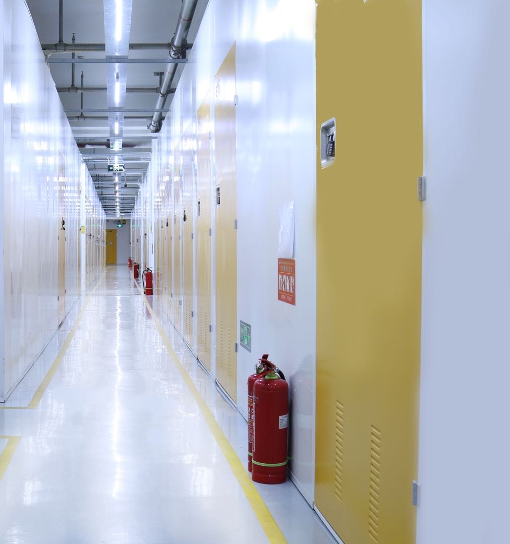 仓内照片 仓内照片